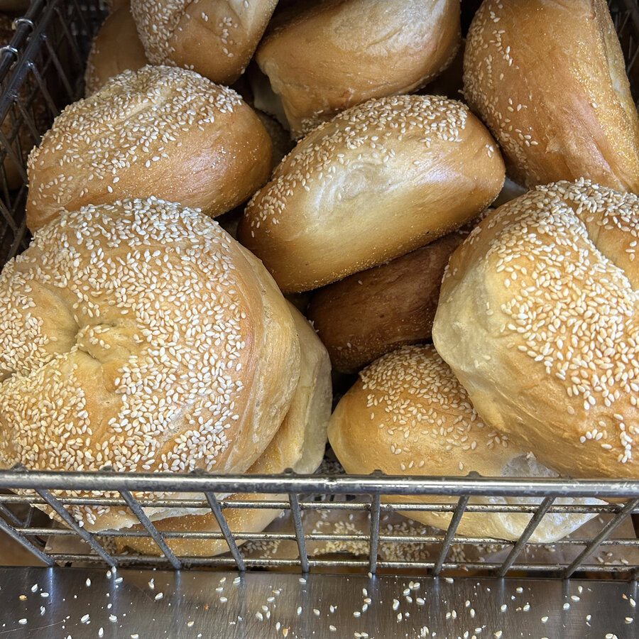 Sesame bagel